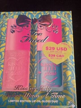 Too Faced Kissing Jelly Gloss Duo - Bubblegum. Blue snow cone. 0.15fl Oz
